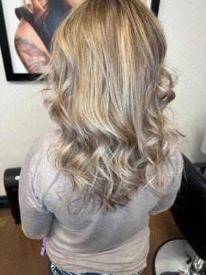 This hair color looks so pretty, doesn't it? Book an appointment and get it for yourself