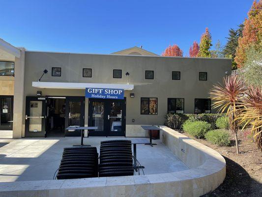 Entrance to the gift shop and main entrance to the left