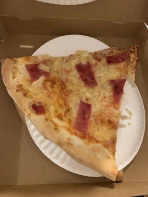 Haiwaiian pizza slice