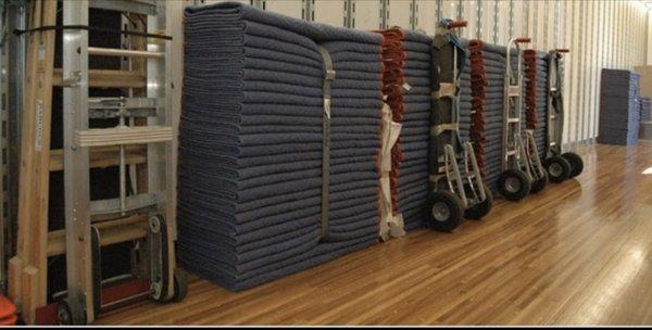 Moving Pads Ready to Protect Your Furniture.