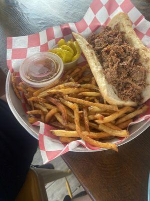 Italian beef sandwich