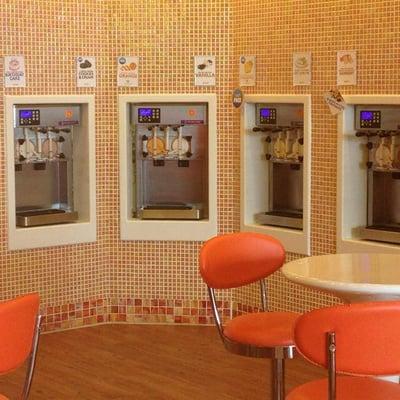 #orangeleafmacomb Clean, Fresh, Modern Family friendly lobby