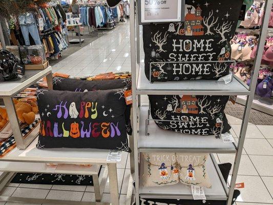 Halloween decorative pillows