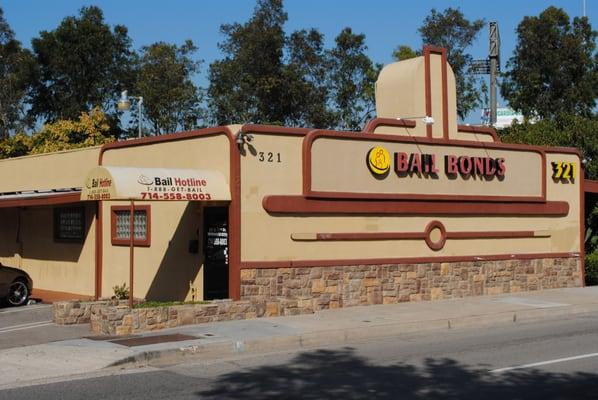 Santa Ana bail bonds office exterior view.