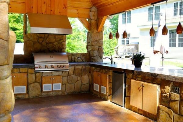 Outdoor Kitchen area custom made