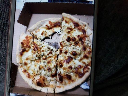 Hot mess!!! Never again this is there Bufflao Chicken Pizza Really! Cheese chicken crust not a drop of ranch nor Bufflao SMH Horrid