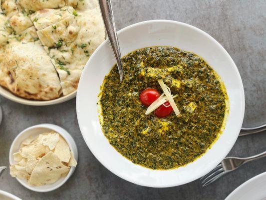 Spinch & cheese/ saag Paneer