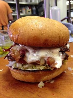 The "White Widow" Burger