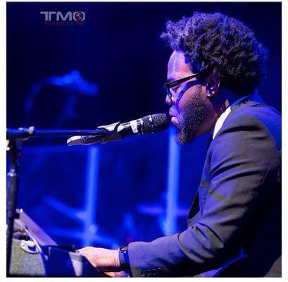 Dwele :)