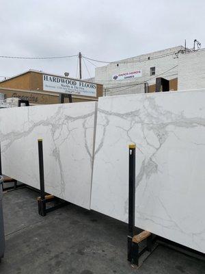 Bookmatch Porcelain slabs