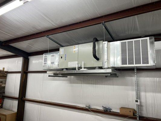 Beautiful new AC and Heat for this shop!