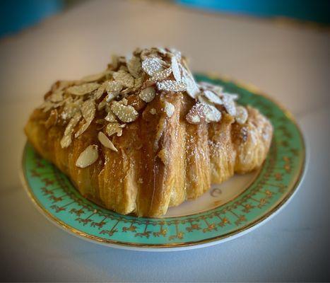 Almond croissant