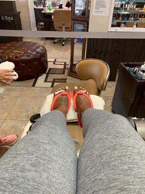 Pedi time!