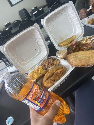 Rice and Beans, Oxtails, fried fish, Mac & cheese, pate kode, pikles, fried plantains, cola lakaye