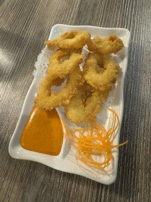 Deep Fried Calamari: crispy