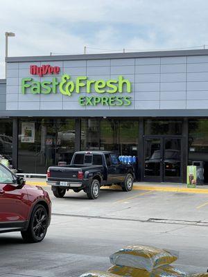 Hy-Vee Fast & Fresh