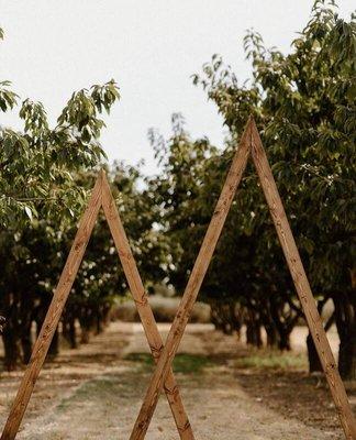 Triangle Mountain Arch Arbors for Rustic Outdoor Wedding in Spokane Washington, Rental from Every Moment Events