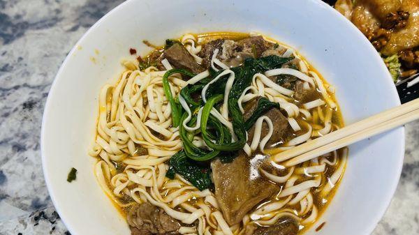 Taiwan Beef Noodle Soup