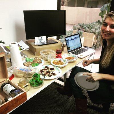 Dropping knowledge and eating snacks during the team's bi-weekly Hacks & Snacks ideation meeting.