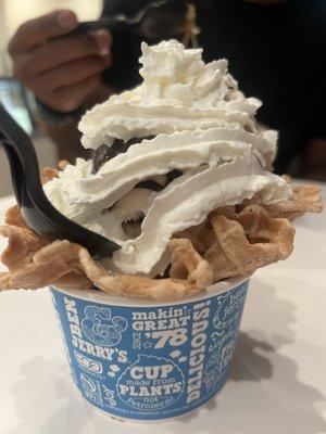 Waffle bowl sundae