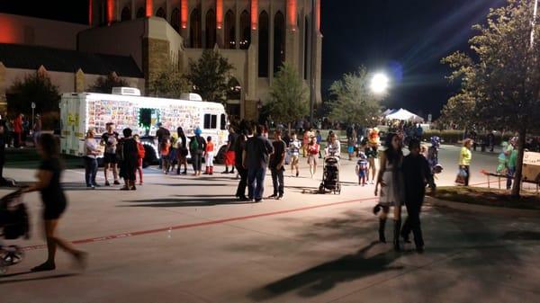 Mr. Sugar Rush does dallas tx ice cream delivery at Elevate Life Church Family Carnival!