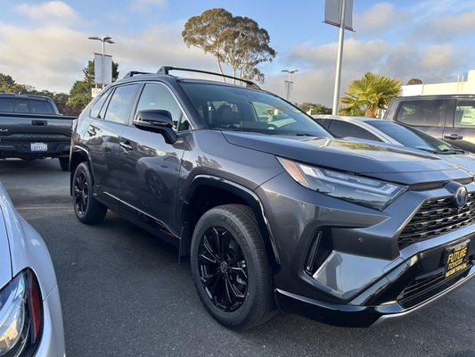 RAV4 hybrid XSE