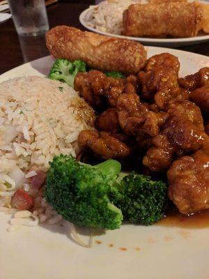 general tso chicken with fried rice