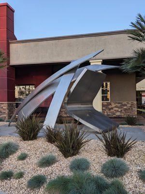 Structure in front of Red Robin