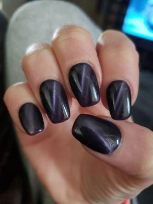 Just another flawless gel manicure from Nails on First Swansea.