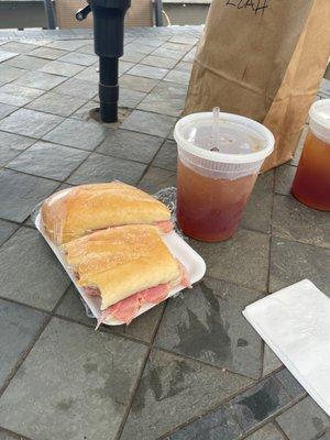 Samdwich and iced tea