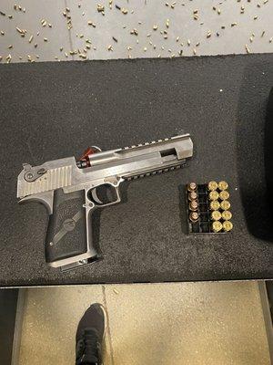 Desert eagle