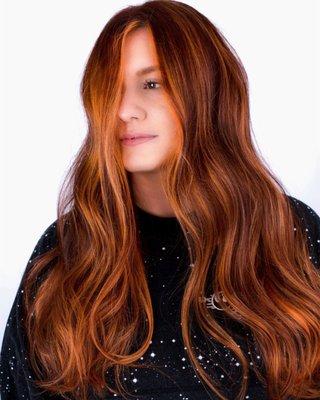 Lindsey King at Studiokingshair