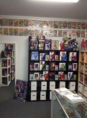 More Comics and Statues!!!!