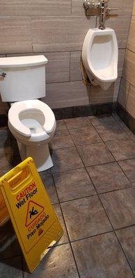 5/23/22 anti-bacterial urinal mats are needed here.