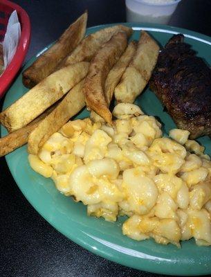 mac and cheese, french fries