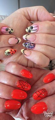 Nails designed by Lee