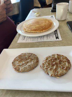 Pancakes and sausage Pattie's.