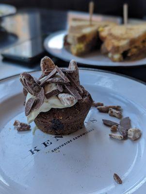 Pumpkin Choco Chip Muffin w/ Cream Cheese Frosting