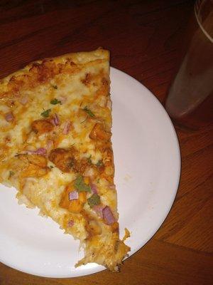 BBQ chicken pizza slice