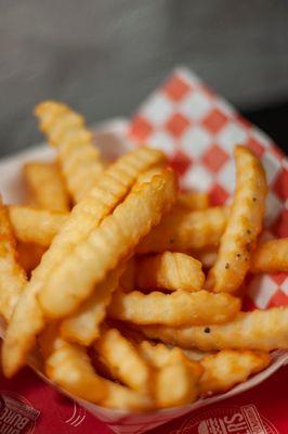 Classic Fries (salt, malt vinegar & black pepper)