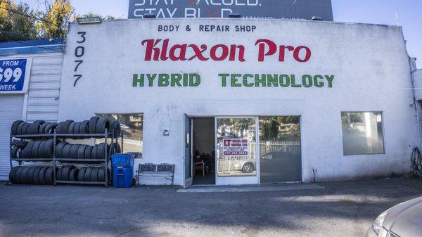 Hybrid Batteries / Repair Body Work / Painting Tire Change / Repair Mechanical Works Car Customization Brake Change A/C Service