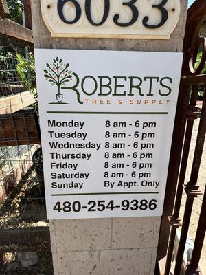 Roberts Tree & Supply