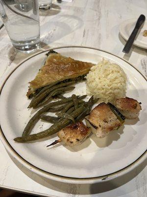 Chicken Kebab And Spanakopita Combo Dinner