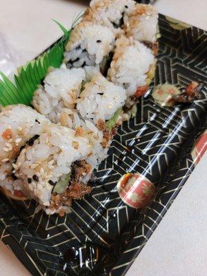 SALMON SKIN ROLL