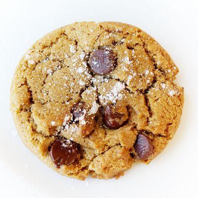 Chocolate chip cookie