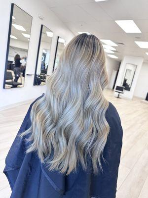 Full Blonding + Root Melt done byBrandy