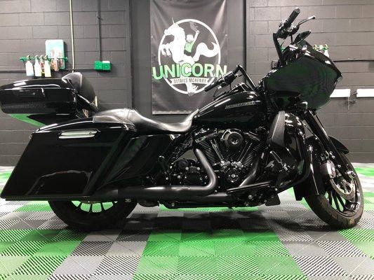 2019 Harley in for paint correction and 5-year ceramic coating on the paint.