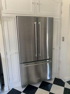 New Kitchen Aid refrigerator from Warner Stellian - fabulous service beyond what you could remotely expect from a big box retailer.