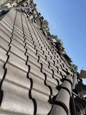 Tile roof install