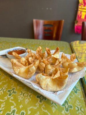 Cream cheese wontons